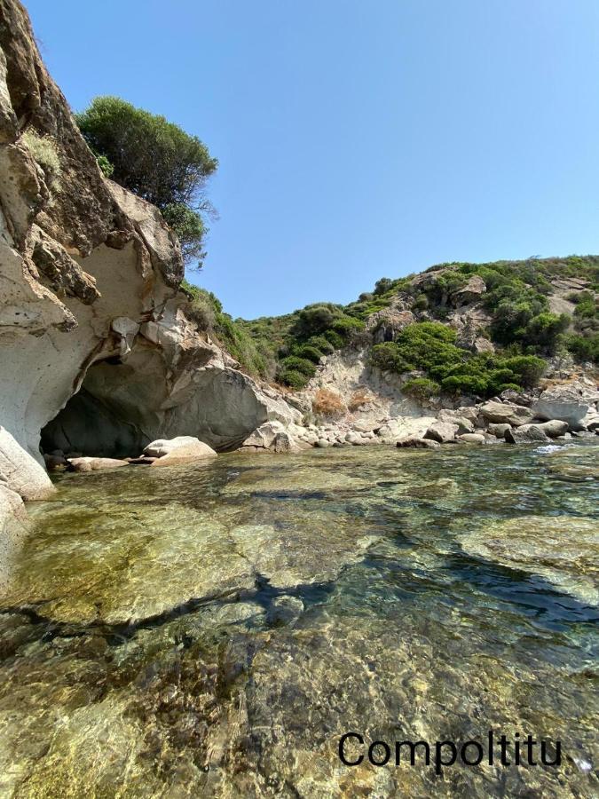 Alabe Hotel Marina Di Tresnuraghes Exteriör bild